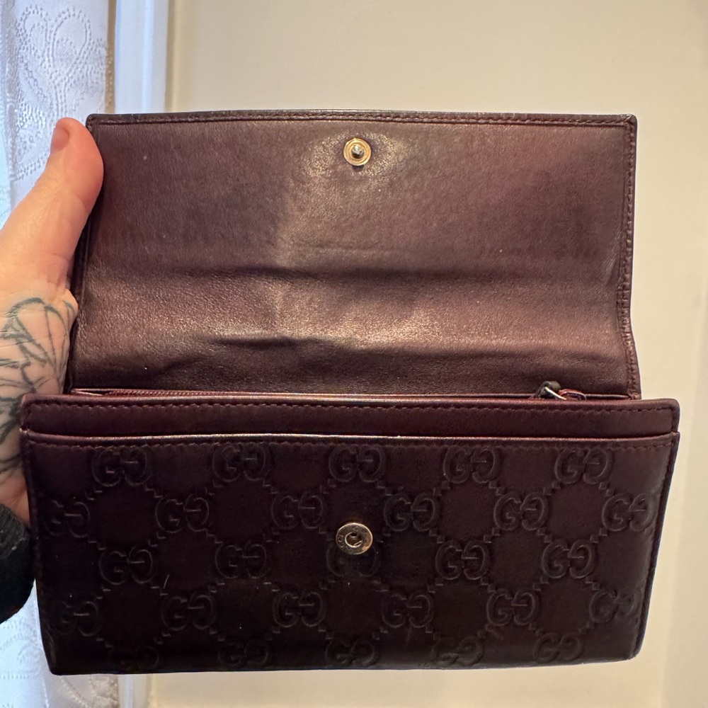 Gucci Dark Brown Embossed Leather Wallet - Picture 2 of 7